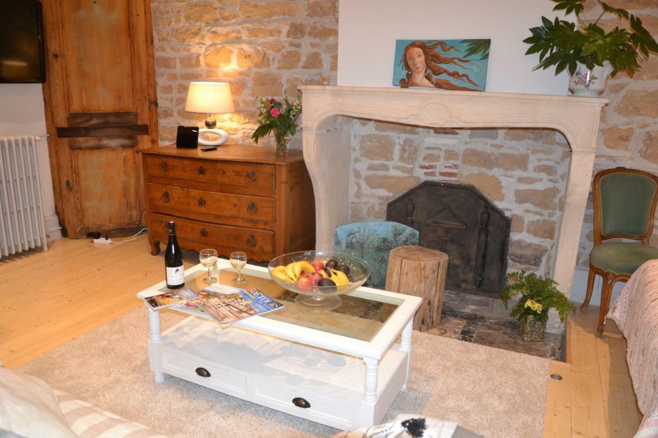 Sur La Colline Apartment Lyon Bagian luar foto